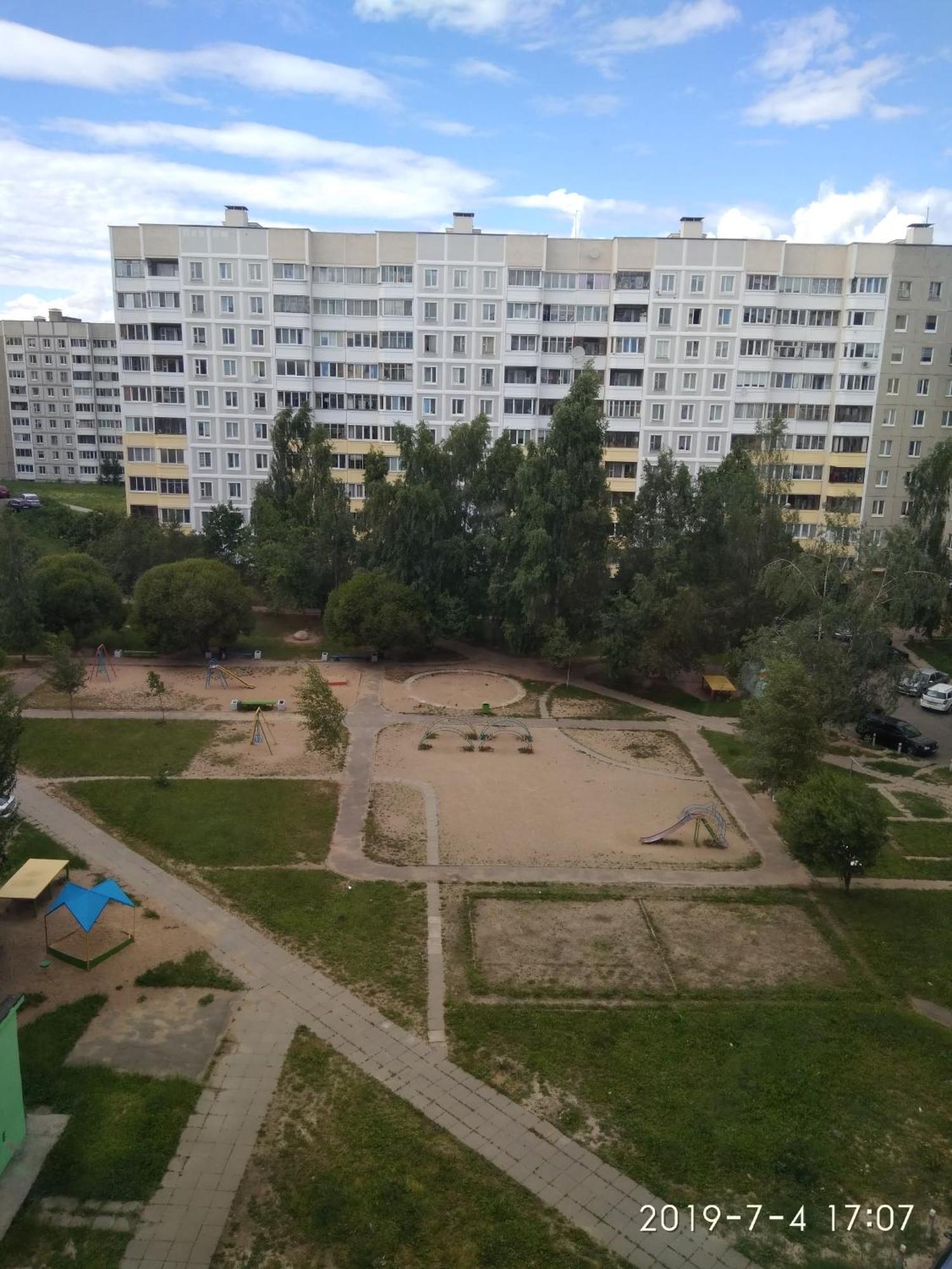 Комната Для Гостей Рядом С Станцией Метро Каменная Горка מינסק מראה חיצוני תמונה